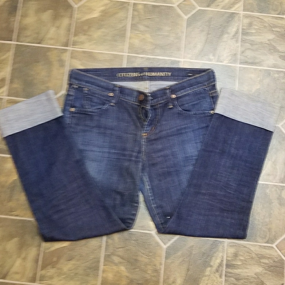 Citizens of Humanity cropped Blue jeans.
